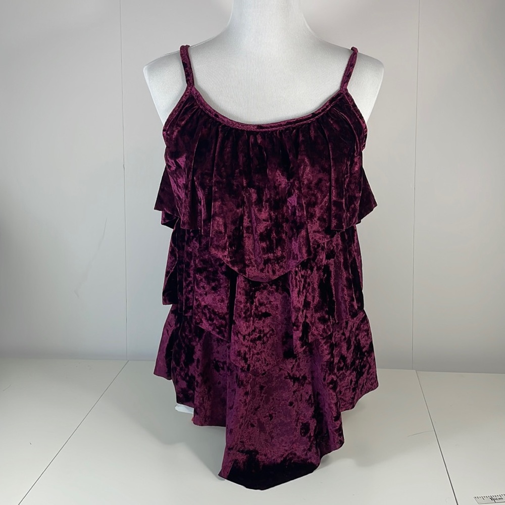 CANDY COUTURE Velvet top, stretch, Size Medium